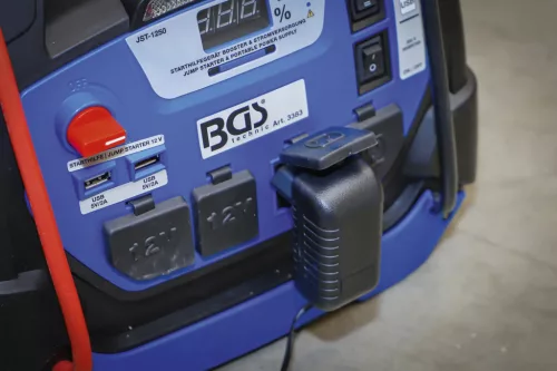 BGS technic Multifunkciós indítókészülék és mobil áramforrás | 5 az 1-ben | 18 Ah (BGS 3383)