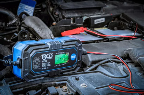 BGS technic Digitális akkumulátor töltő | 6/12 V | 4 A (63506)