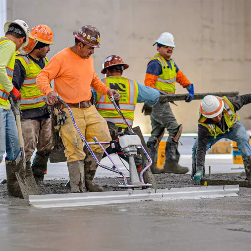 BORMANN Pro Felületkiegyenlítő, beton simitó,  vibrációs lehúzó gerenda 4 ÜTEMŰ BENZINMOTORRAL 1,2 LE,  30 kg, 1,88 méter  (BTC5120)