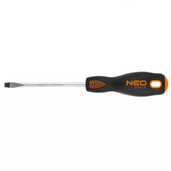 Csavarhúzók és kulcskészletek