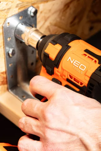 NEO Akkus szénkefementes ütvecsavarozó 1/2"(négyszög), Energy+, 18V, Kompakt méret, 350NM akku nélkül! (04-613)
