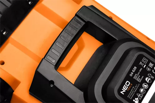 NEO Elektromos fűnyíró 1600W, 380mm, 45L-es gyűjtőkosár (04-628)