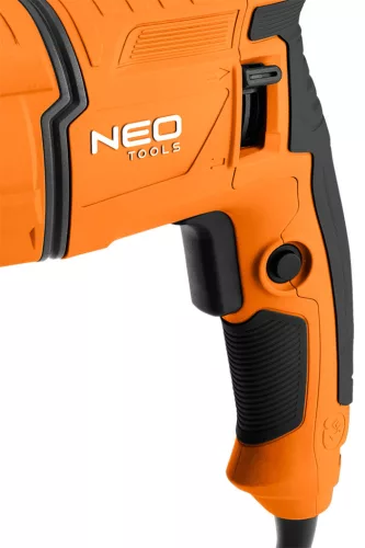 NEO Fúrókalapács vésőfunkcióval 900W / 3.5J, SDS Plus, tartozékokkal (04-723)