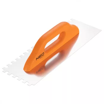   NEO Acél simító, fogazott, rozsdamentes, 380x128mm, 10x10x10mm, fa markolat (50-174)