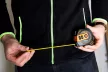 NEO Lézeres távolságmérő beépített mérőszalaggal, hatótáv: 40m, mérőszalag: 19mm x 5m, Li-ion akkumulátor (67-100)