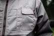 NEO Munkakabát, BASIC, XL/56, 35% pamut, 65% polyester, Többfunkciós zsebek, gumírozott derék, CE EN341 (81-410-XL)