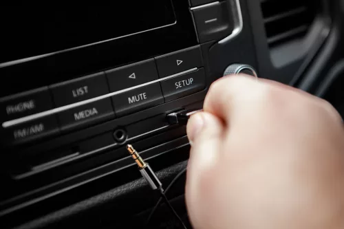 NEO Autós USB-Aux átalakító kábel, 1m hosszúság, 5m hatótáv (GD037)