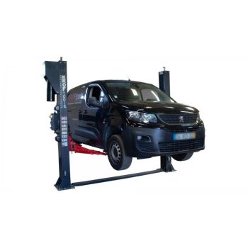   KROFtools 4 TONNÁS ELEKTROHIDRAULIKUS EMELŐ KÉT OSZLOPPAL 380V (9805)