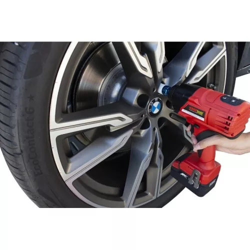 KROFtools Akkumulátoros  ÜTVECSAVAROZÓ 1/2", 650NM 18V-OS,  4Ah AKKUMULÁTORRAL (9900)