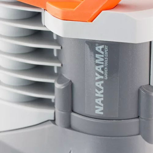 NAKAYAMA PRO Úszókapcsolós merülő tisztavíz-szivattyú 750 W, 13500 l/h, 5 mm szemcseméretig (NP1070)