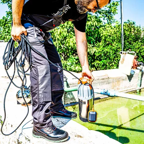 NAKAYAMA Inox merülő szivattyú kúthoz és öntözéshez, 1000 W, 6500 l/h (NP1120)
