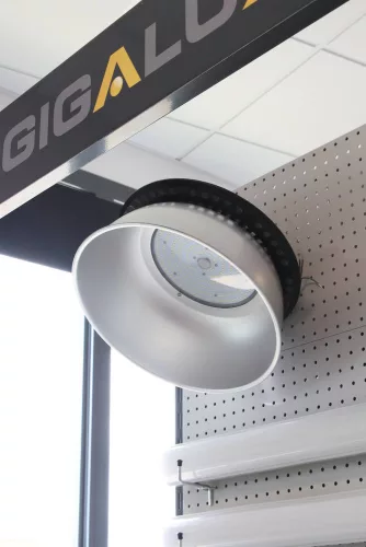 DRAKKAR LED csarnoklámpa búrával, 6500 K, 230 V (02007)