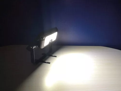 DRAKKAR napelemes LED reflektor, összecsukható, érzékelővel, 1150 lm, 10 W (82460)