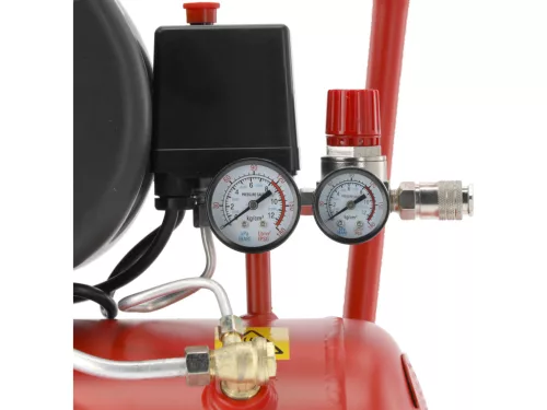 YATO Olajos kompresszor 24 l, 2 LE, 200 l/perc, 8 bar (YT-23300)