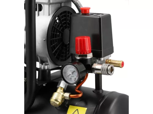 YATO Csendes olajmentes kompresszor 6 l, 0.75 LE, 140 l/perc (YT-23340)